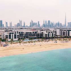 مناقشة  تفعيل الاتفاقية بين أدبي جدة وجامعة الأعمال والتكنولوجيا