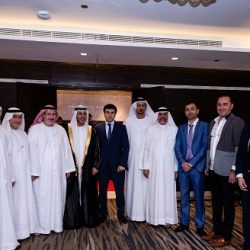 الشيخ احمد عبوش يغادر المستشفى