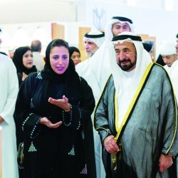 الإمارات الأولى عالمياً في الإنترنت والاتصالات الهاتفية