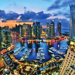 دبي تستقبل 4000 سائح على متن «سبيكتروم» العملاقة