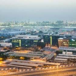دولة الإمارات وجهة جاذبة للعيش والأعمال