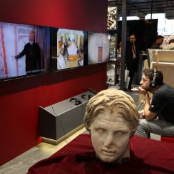 احتفالية وطنية غنائية  جماهيرية رائعة بأدبي جدة