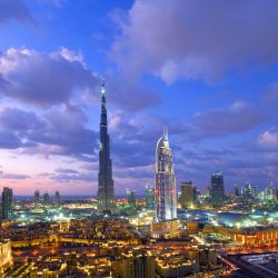 الإمارات وليتوانيا تبحثان تعزيز التعاون الاقتصادي