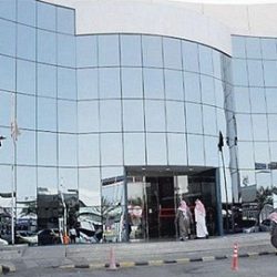 المراكز التجارية في جدة تفتح أبوابها وسط إجراءات مشددة