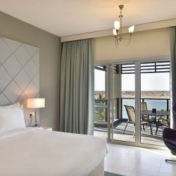 منتجع سانت ريجيس جزيرة السعديات  يطلق قوائم طعام جديدة تلائم كافة الاذواق