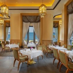 1800 متطوع من جنسيات مختلفة يدعمون التسوّق بأمان