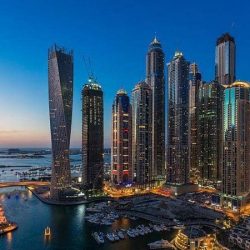 الشيخ مكتوم بن محمد يجدد ثقته بمجلس إدارة سلطة دبي للخدمات المالية