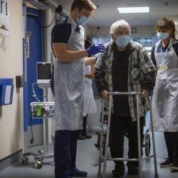 الشيخ محمد بن زايد ورئيس إندونيسيا يبحثان العلاقات الاستراتيجية