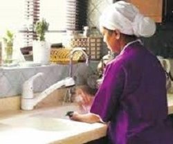 الشيخ محمد بن زايد يصدر قرارات بتعيينات وإعادة تشكيل مجلسي أمناء وإدارة