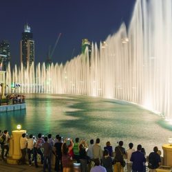 الشيخ محمد بن راشد يعتمد استراتيجية السياحة الداخلية في الإمارات