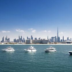 تباين أداء الأسهم  الإماراتية  بانتظار محفزات جديدة