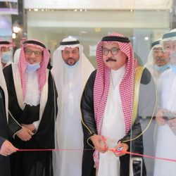 «عيادات متنقلة» لتقديم لقاحات «كوفيد19» لأفراد المجتمع في دبي
