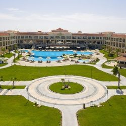 جامعة الإمارات تحتفي باليوم العالمي للحدّ من الأكياس البلاستيكية