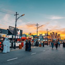 حجاج بيت الله الحرام، تتوافد إلى المسجد الحرام