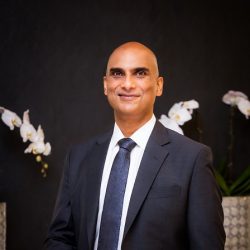 دولة الإمارات تتصدر الدول الأكثر تطعيماً في العالم لمدة 100 يوم