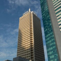 مطار دبي الدولي يعيد رفع الطاقة التشغيلية إلى نسبة 100%