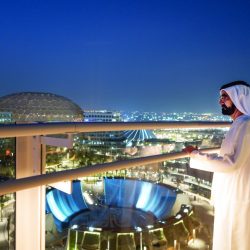 مطار أبوظبي يحتفل بـ40 عاماً من التطور والإنجازات