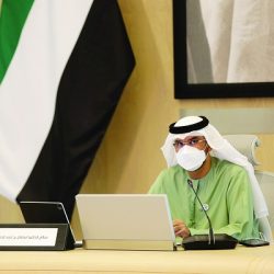 الشيخ خليفة بن زايد يمنح سفير البرتغال وسام الاستقلال من الطبقة الأولى