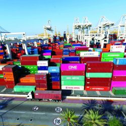 دولة الإمارات تسجل 1474 إصابة جديدة بفيروس كورونا