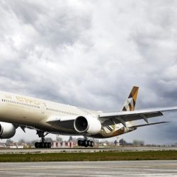 الشيخ محمد بن زايد يأمر بصرف 340 مليون درهم للمستفيدين من المساعدات الاجتماعية على مستوى الإمارات