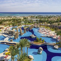 سلطان عُمان يعفو عن 325 سجينا بمناسبة المولد النبوي