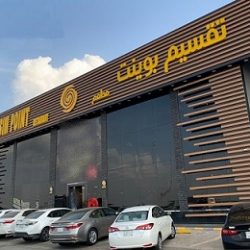 الشيخ محمد بن زايد ونائباه يهنئون رئيس السنغال بذكرى استقلال بلاده