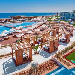 إجازة عائلية لا تُنسى في فندق ريكسوس الخليج الدوحة خلال عطلة العيد