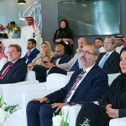 طيران الإمارات تستعرض مستجدات عملياتها في السعودية