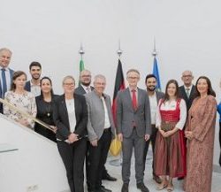 إقلاع أول رحلة لطيران الإمارات تعمل بوقود مستدام من دبي