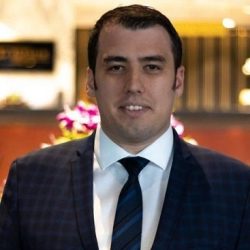 آدم بيكتاس «فنادق اسطنبول » تشارك في سوق السفر العربي 2024