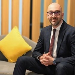 حمدان بن محمد: نجدد العهد بمواصلة السير على نهج زايد وراشد لتبقى راية الاتحاد خفاقةً