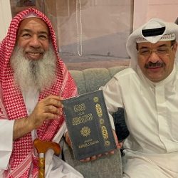 الشيخ الدكتور جاسم السعيدي الظفيري وابناؤه يستقبلون الوجيه عايض الفريدي الحربي وابنه مشعل من المملكة العربية السعودية الشيخ الدكتور جاسم السعيدي الظفيري وابناؤه يستقبلون الوجيه عايض الفريدي الحربي وابنه مشعل من المملكة العربية السعودية