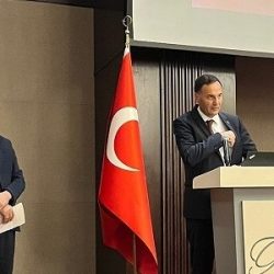 تعزيز التعاون السياحي بين تركيا والسعودية