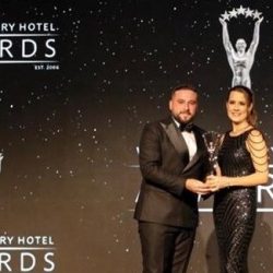 أكسيس كوميونيكيشنز توسع حضورها في الشرق الأوسط بافتتاح مكتب جديد ومركز تجربة أكسيس في المملكة العربية السعودية