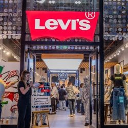 “البيئة والمياه والزراعة” تطلق معرض الطب البيطري والحيوانات الأليفة