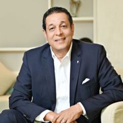 سعادة المستشار فهد بن محمد بن عجمي منيخر العجمي يزور مجلس الشيخ الدكتور جاسم بن أحمد السعيدي