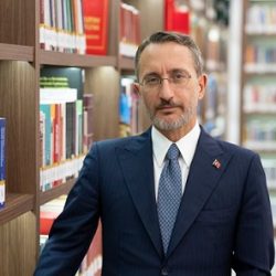 فندق كورت يارد ماريوت بمكة يستضيف الشيخ إبراهيم آل سعيدان