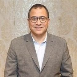 موسم احتفالي ساحر وممتع في سانت ريجيس دبي، النخلة