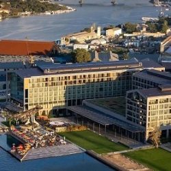 شراكة بين “مُزن” و”أوراكل” لدفع تبنّي الذكاء الاصطناعي التوليدي