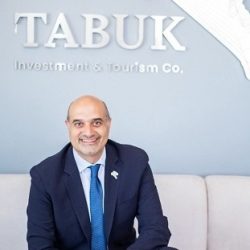 نحافة قياسية وقوة جبارة TECNO.. تكشف عن هاتف “SPARK Slim” في برشلونة!