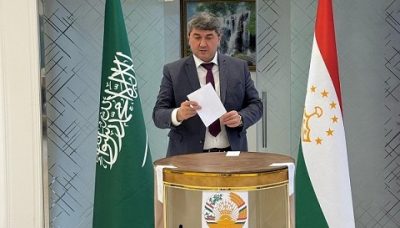 سفارة طاجيكستان في الرياض تستقبل الجالية الطاجيكية للتصويت في الانتخابات البرلمانية