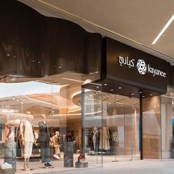 لقاء ودي يجمع خلف الحبتور برموز الجالية المصرية في بودابست وحديث عن الاستثمار، الشباب، والتعليم