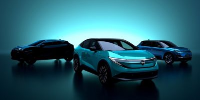 نيسان تُسرّع التحول نحو السيارات الكهربائية عبر طرحها لتشكيلة عصرية بطابع أنيق في عام 2025