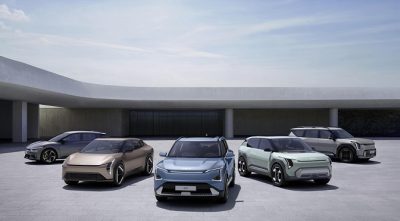 كيا الجبر تستعرض مميّزات سيارتي كيا الكهربائية EV5 وEV9