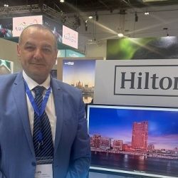 العلامة السعودية الرائدة في الزي السعودي الفاخر تواصل توسعها لتكون أقرب لعملائها في العاصمة