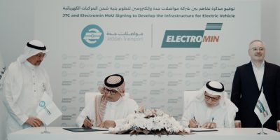 مواصلات جدة توقع اتفاقية لشحن المركبات الكهربائية في جدة