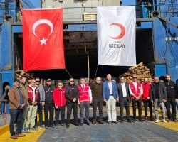 The 20th Turkish aid ship arrives in El Arish carrying 1,400 tons of aid for Gaza