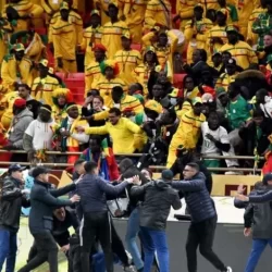 رئيس الوزراء يستقبل نظيره المغربي في مطار القاهرة الدولي