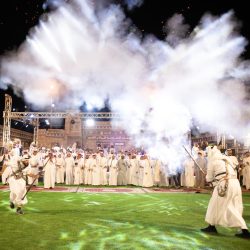 من المخيّمات الصيفية إلى المغامرات العائلية…أيامٌ لا تُنسى تجمع العائلة في دبي