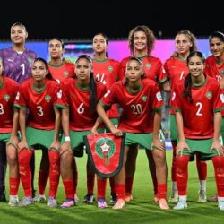 حين يصبح الهاتف فردًا من العائلة